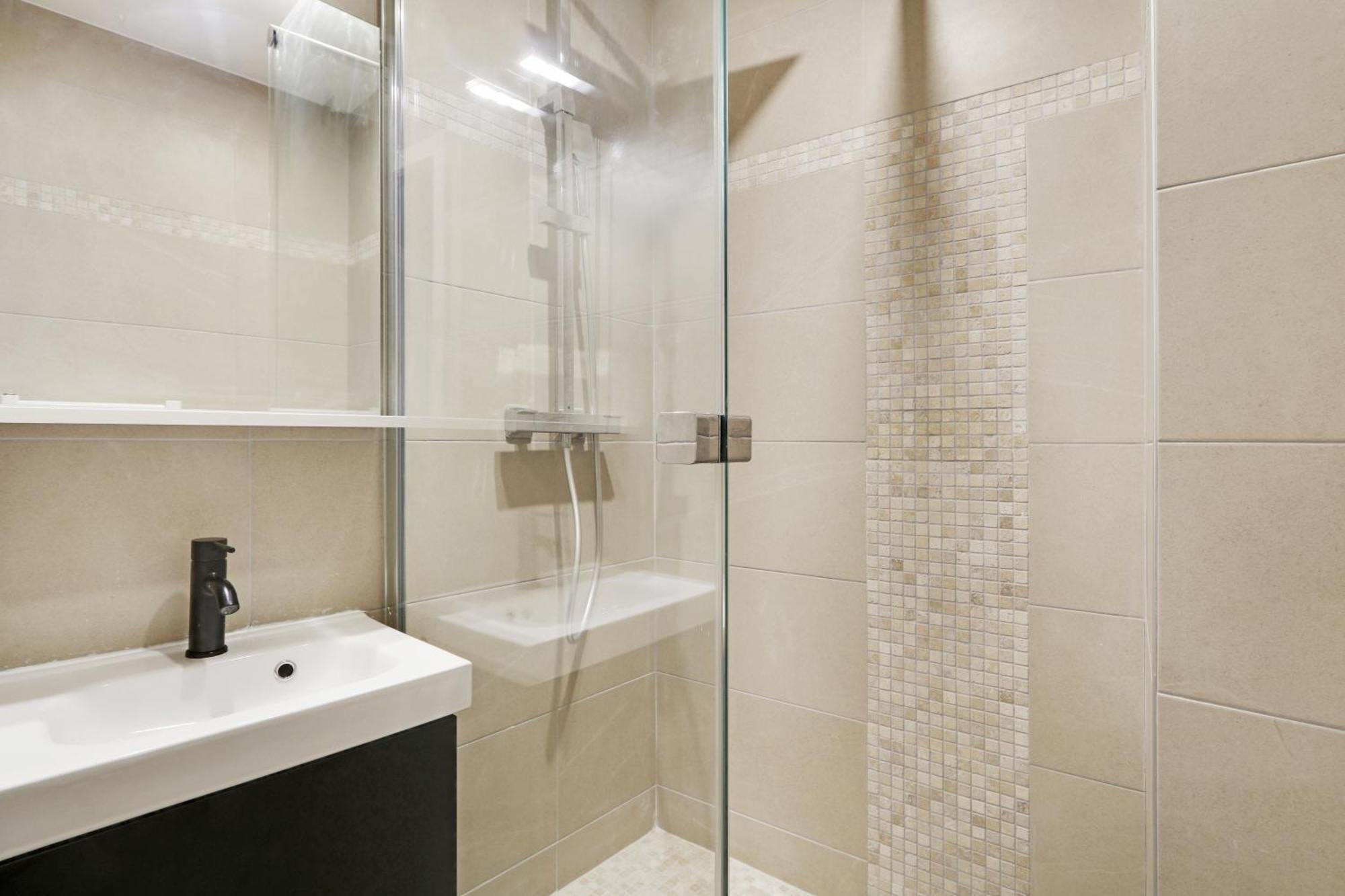 Pick A Flat'S Apartments In Saint-Lazare - Rue De Londres Paris Luaran gambar